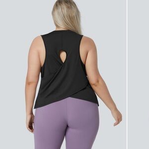 HALARA Cut Out Crossover Hem Solid Yoga Plus Size Tank Top
